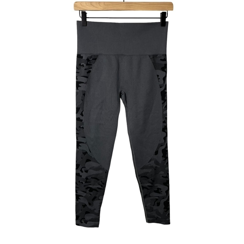 Zyia Active Performance High Rise Leggings Gray Camo Size Medium Athletic - Picture 3 of 7